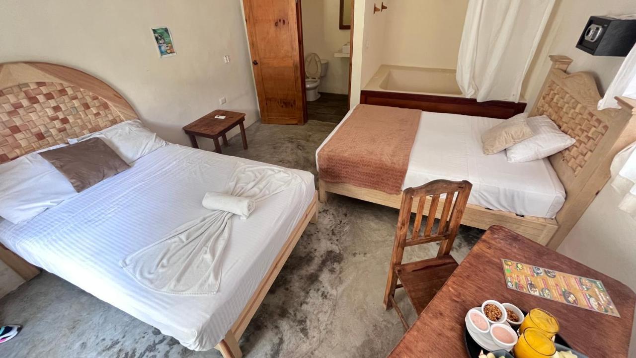 Karen'S Hotel تولوم المظهر الخارجي الصورة